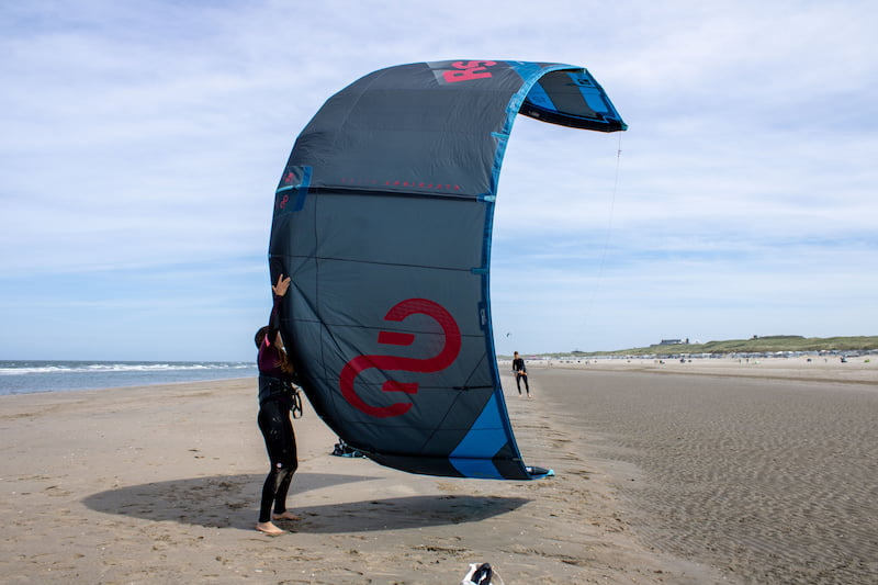 Is kitesurfen moeilijk om te leren?