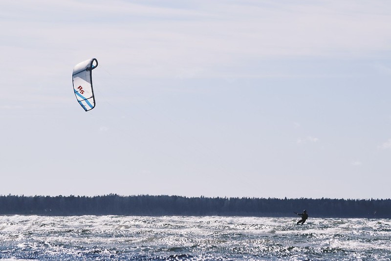 Kite kopen, beginnersgids voor je eerste kitesurfset